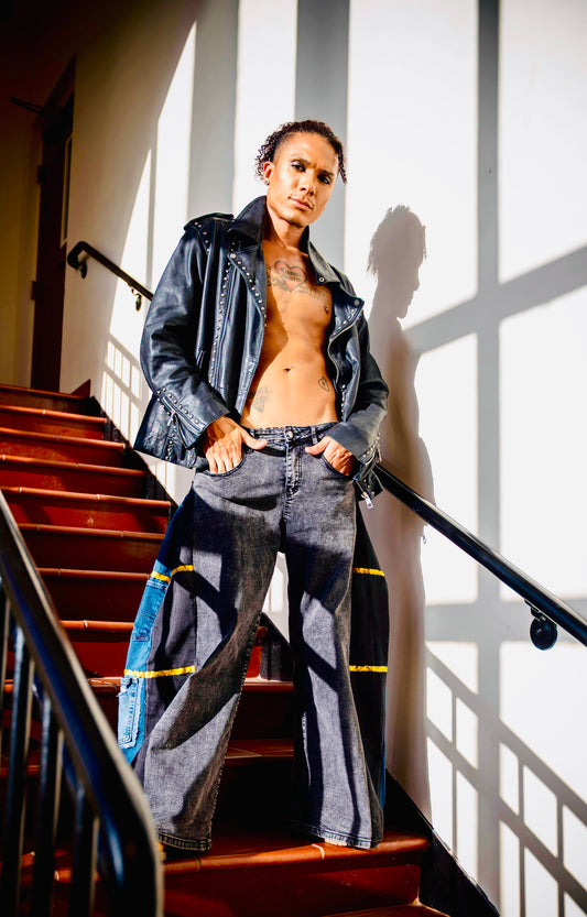 Upcycled Black Balloon Flare Jeans w/ Blue Panels – Size 30/32