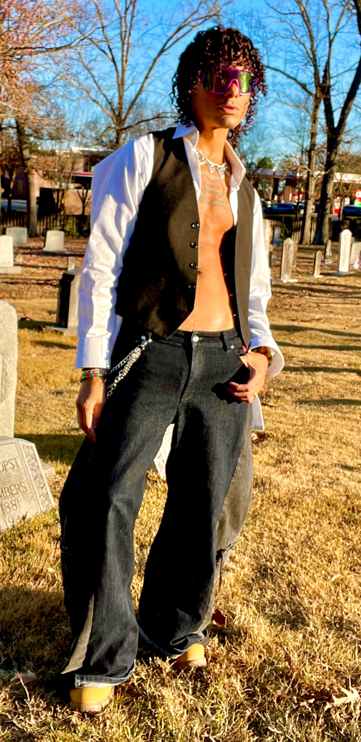 Upcycled Balloon Flair Jeans w/ Side Pocket & bling – Size 32